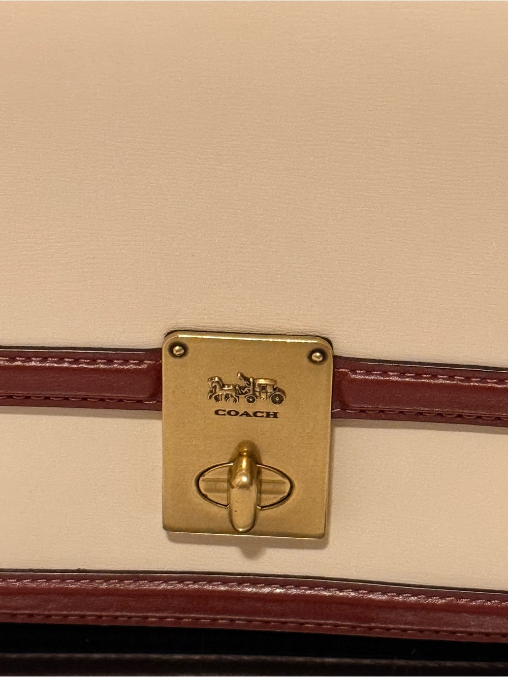 COACH Hutton Shoulder Bag in Colorblock - Picture 4 of 16